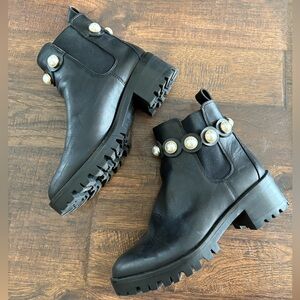 Karl Lagerfeld Pearl booties
